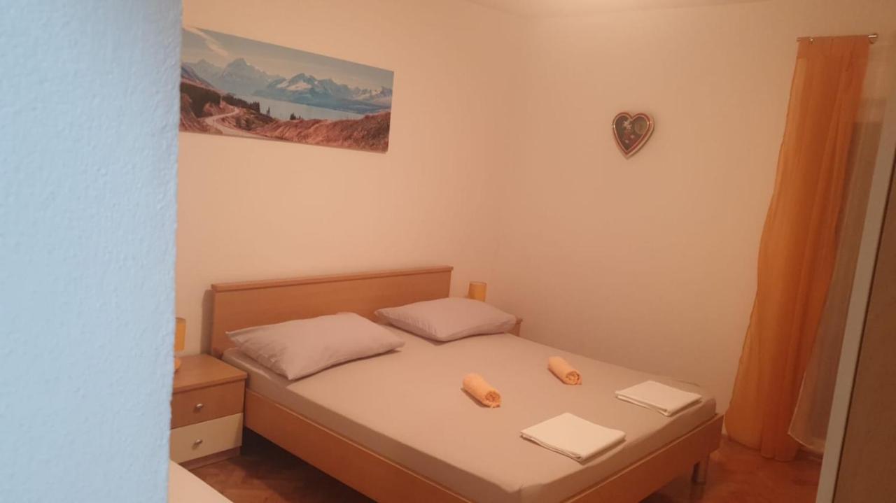 Apartman Dany Apartman Kaštela Kültér fotó